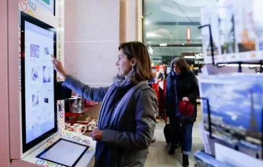 Interactive monitors Digital Signage Retail